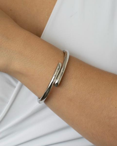 BRACELETE EM RÓDIO BRANCO PRATEADO - Imagem 2