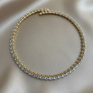 CHOKER DE RIVIEIRA DOURADA COM PEDRAS REDONDAS