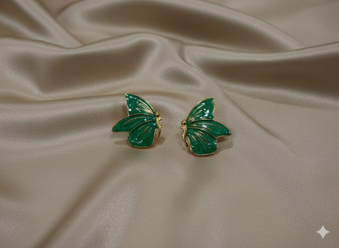 BRINCO ESMALTADO BORBOLETA GREEN GOLD