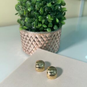 BRINCO CAPSULA DOURADA BANHADO A OURO 18K