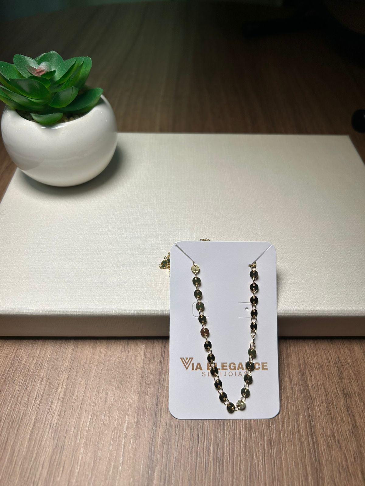 CHOKER ELOS DISCO DOURADO BANHADO A OURO 18K