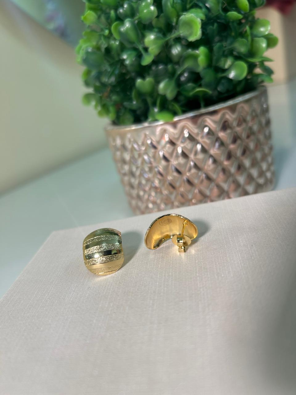 BRINCO CAPSULA DOURADA BANHADO A OURO 18K - Imagem 2