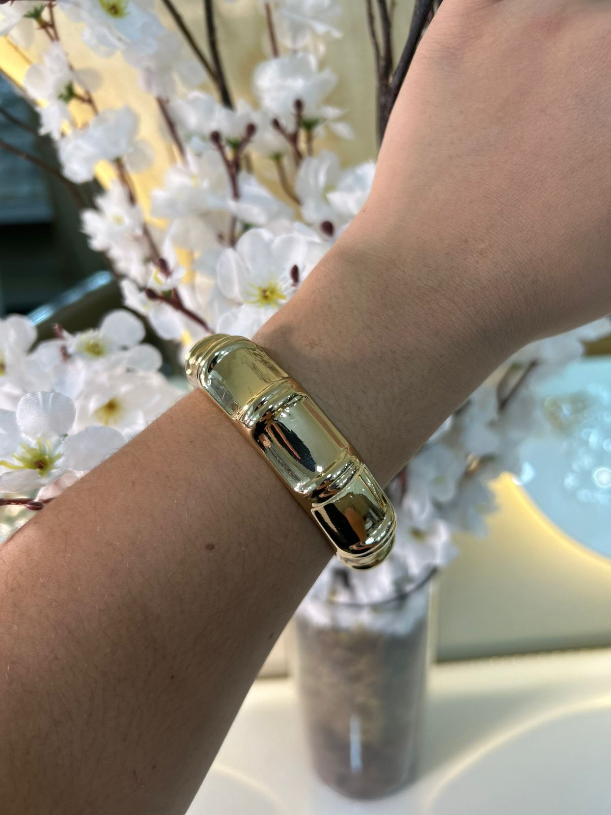 BRACELETE ESCULPIDO DOURADO BANHADO A OURO 18K