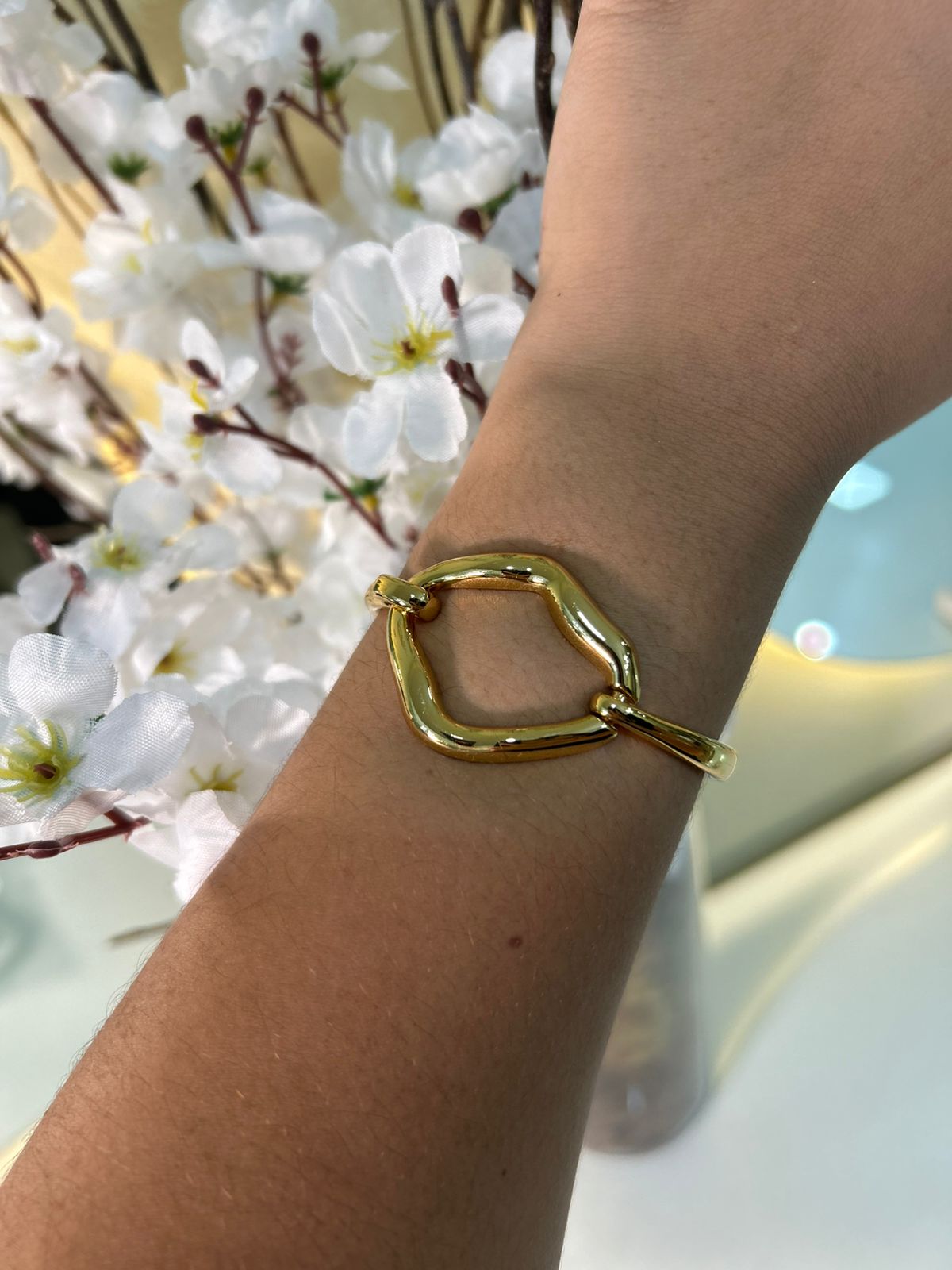 BRACELETE MODERNO ORGANICO 18K