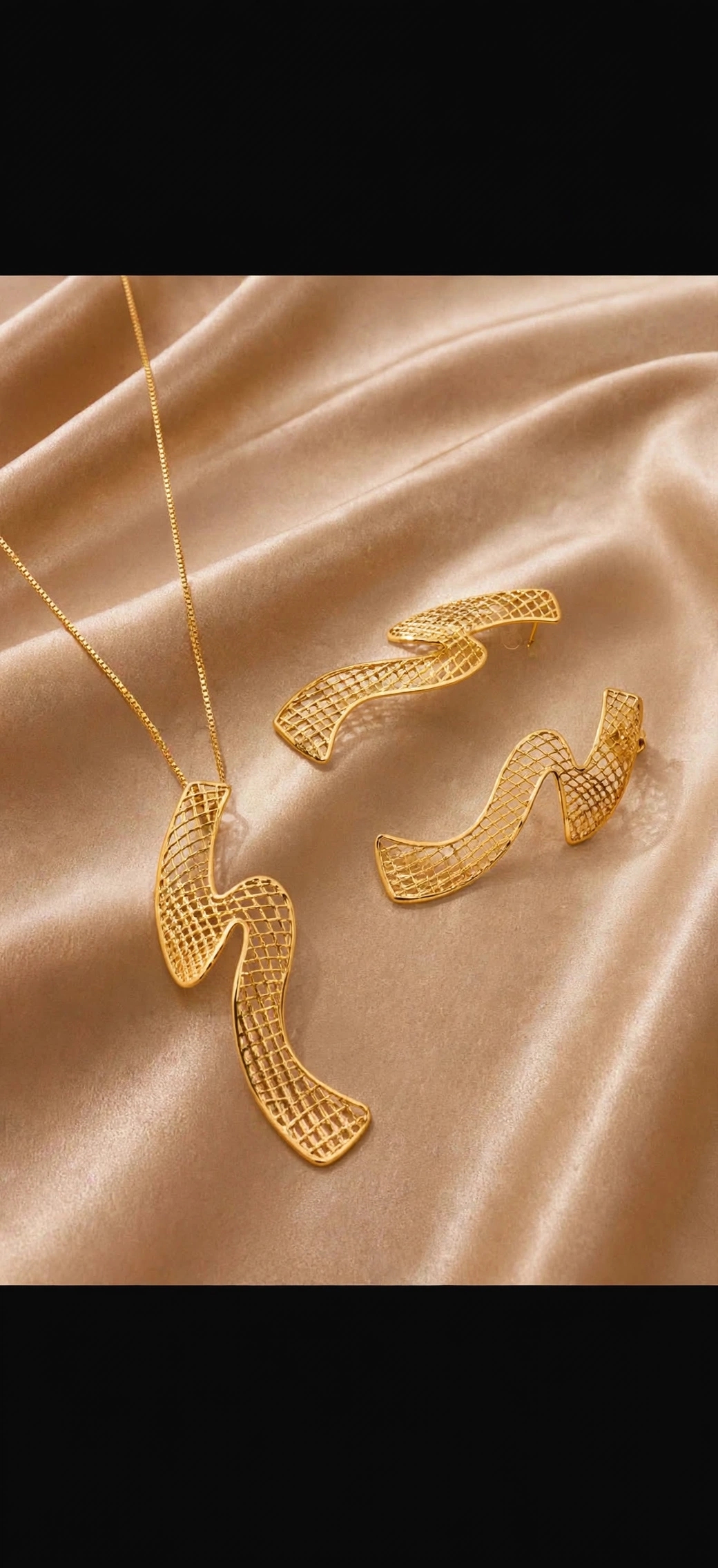 CONJUNTO COLAR E BRINCO ORGÂNICO ONDA 18K