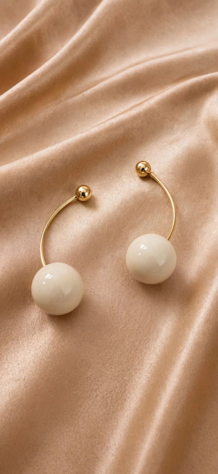 BRINCO DE ESFERA OFF WHITE