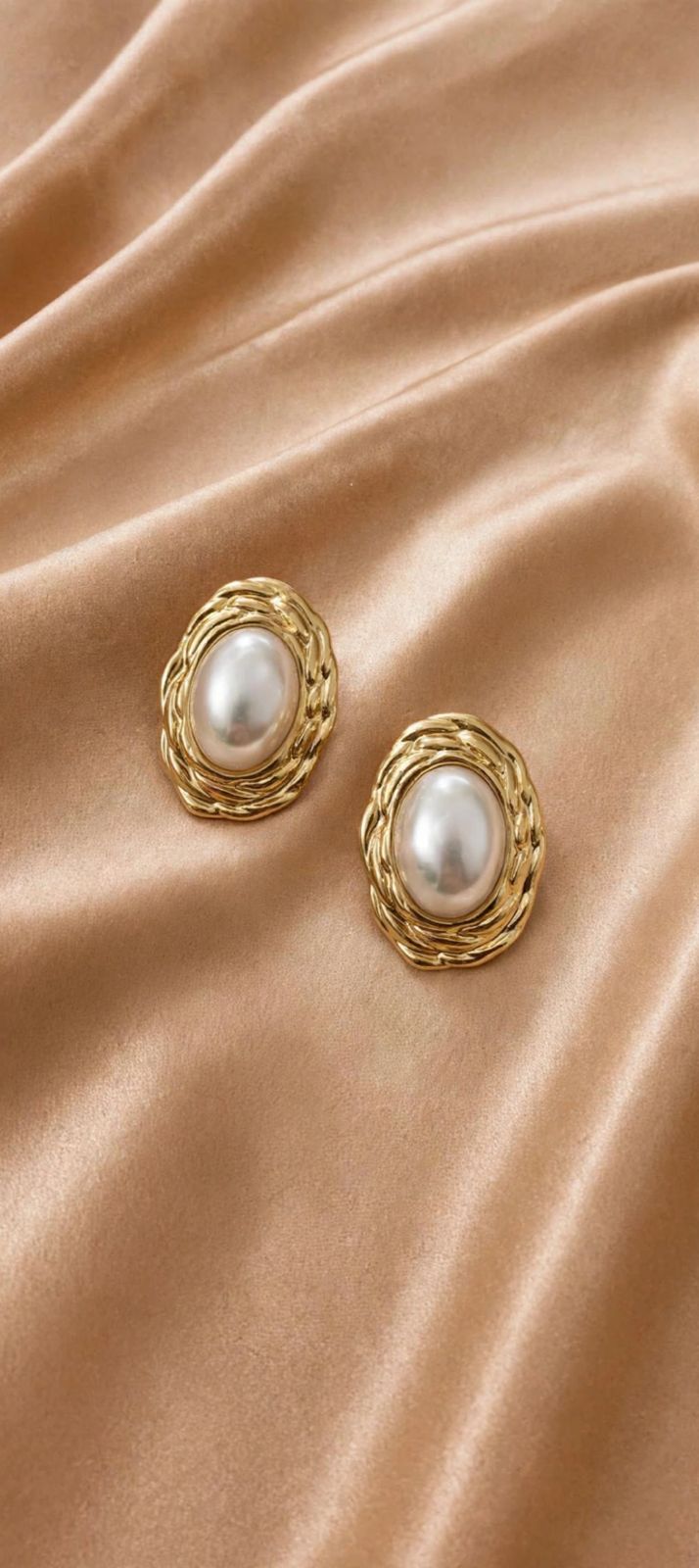 BRINCO MAGNOLIA DOURADO