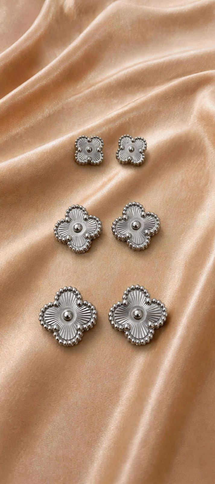TRIO DE BRINCOS FLOR PRATA