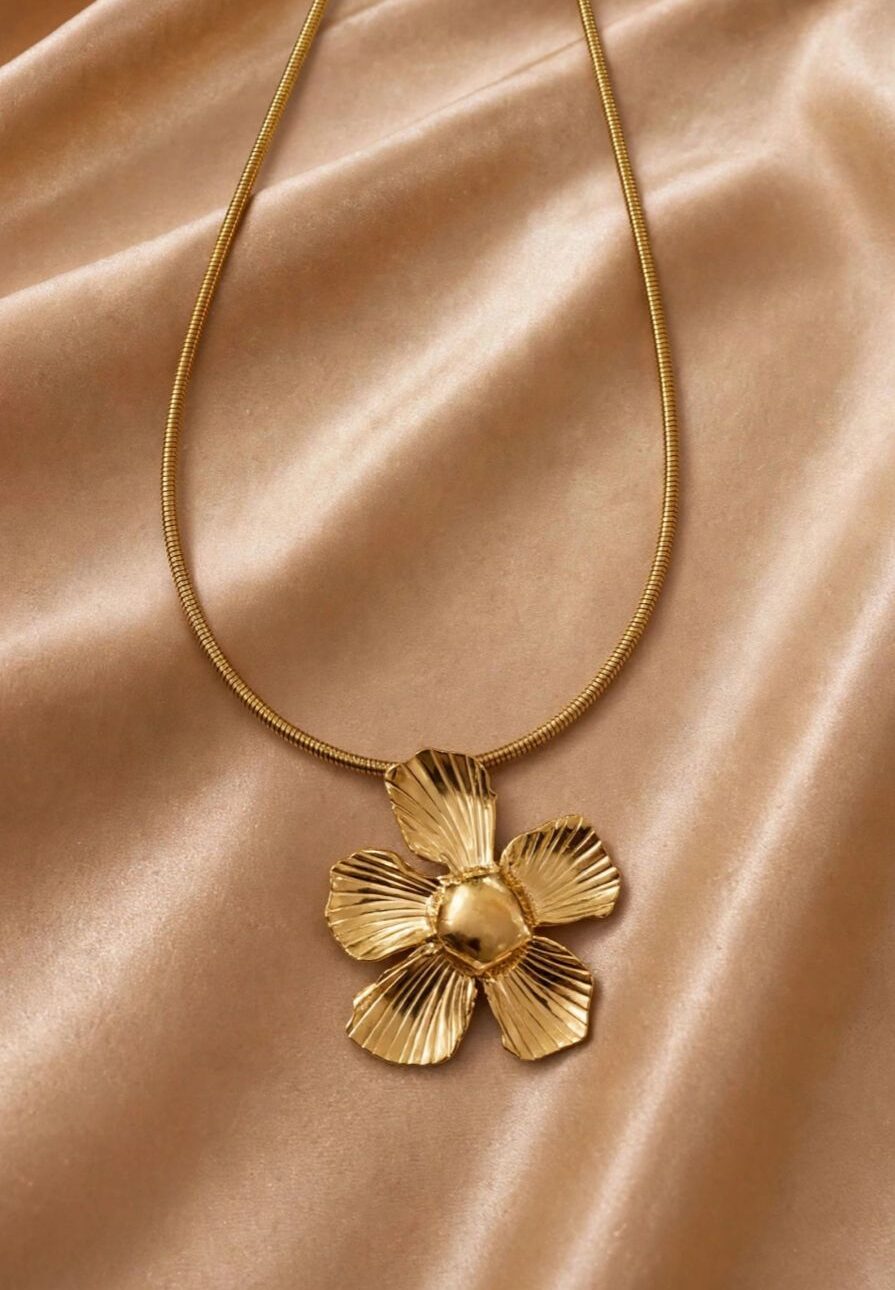 COLAR FLORAL GOLD