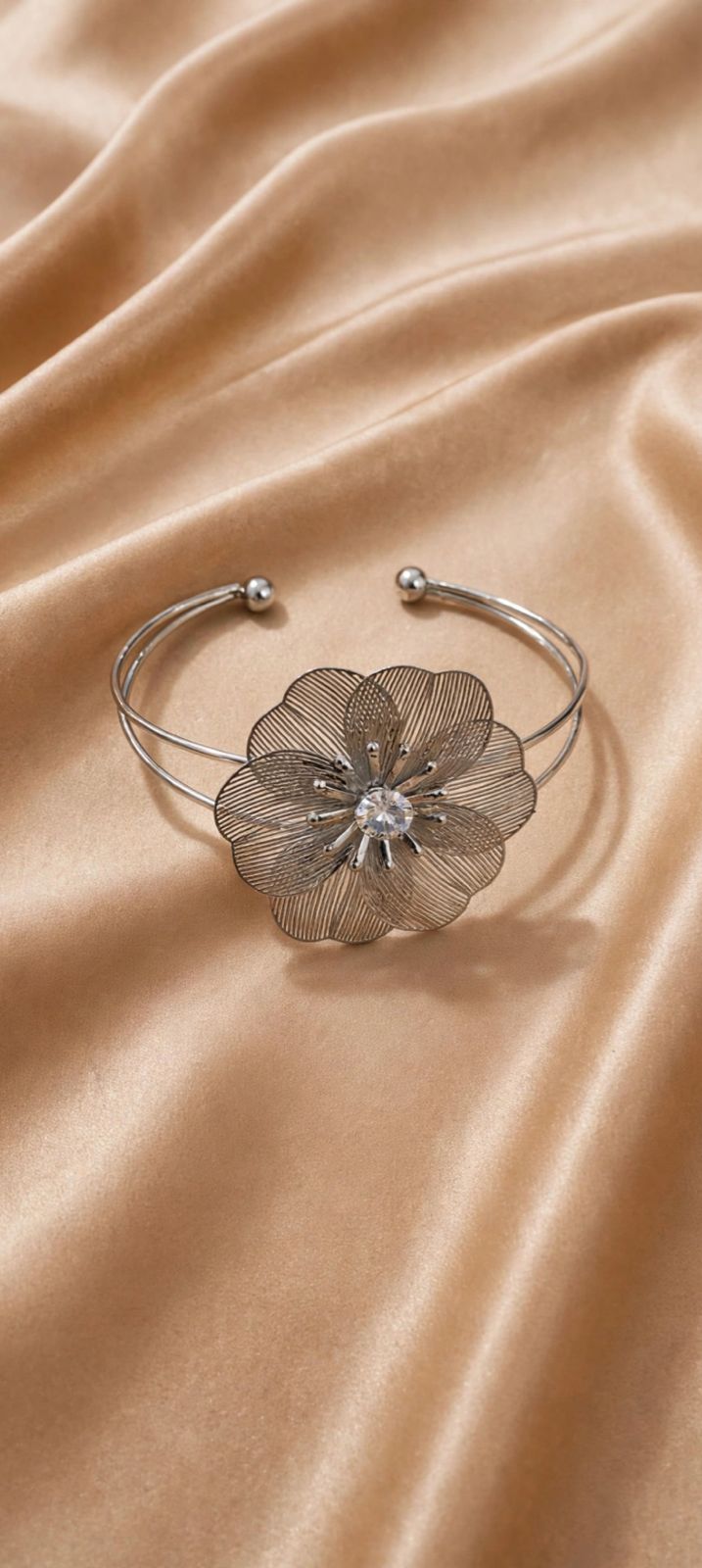 BRACELETE FLOR PRATA