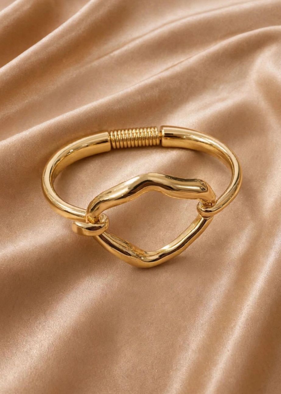 BRACELETE MODERNO ORGANICO DOURADO