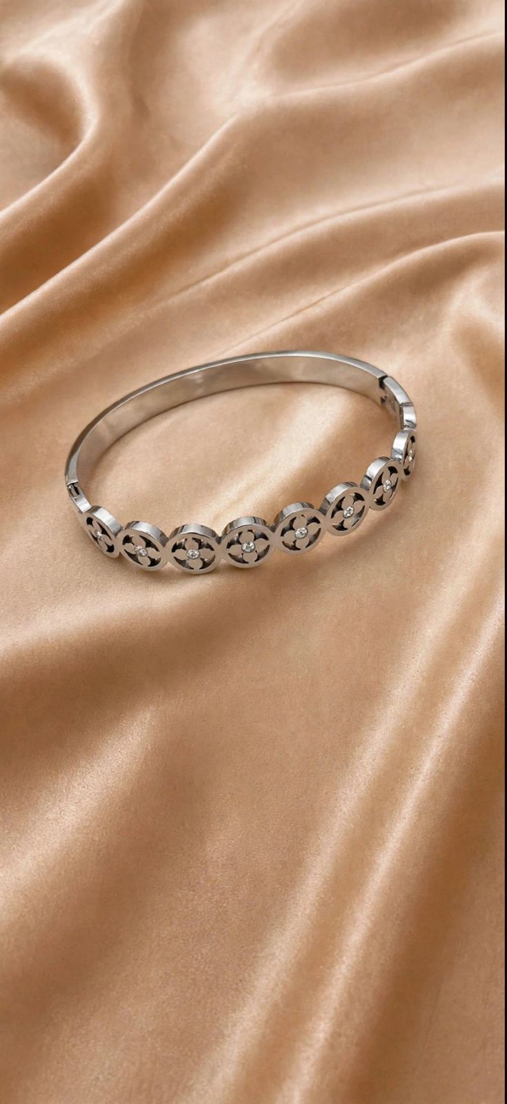 BRACELETE FLORES DO JARDIM PRATA