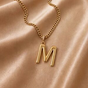 COLAR LETRA DOURADO