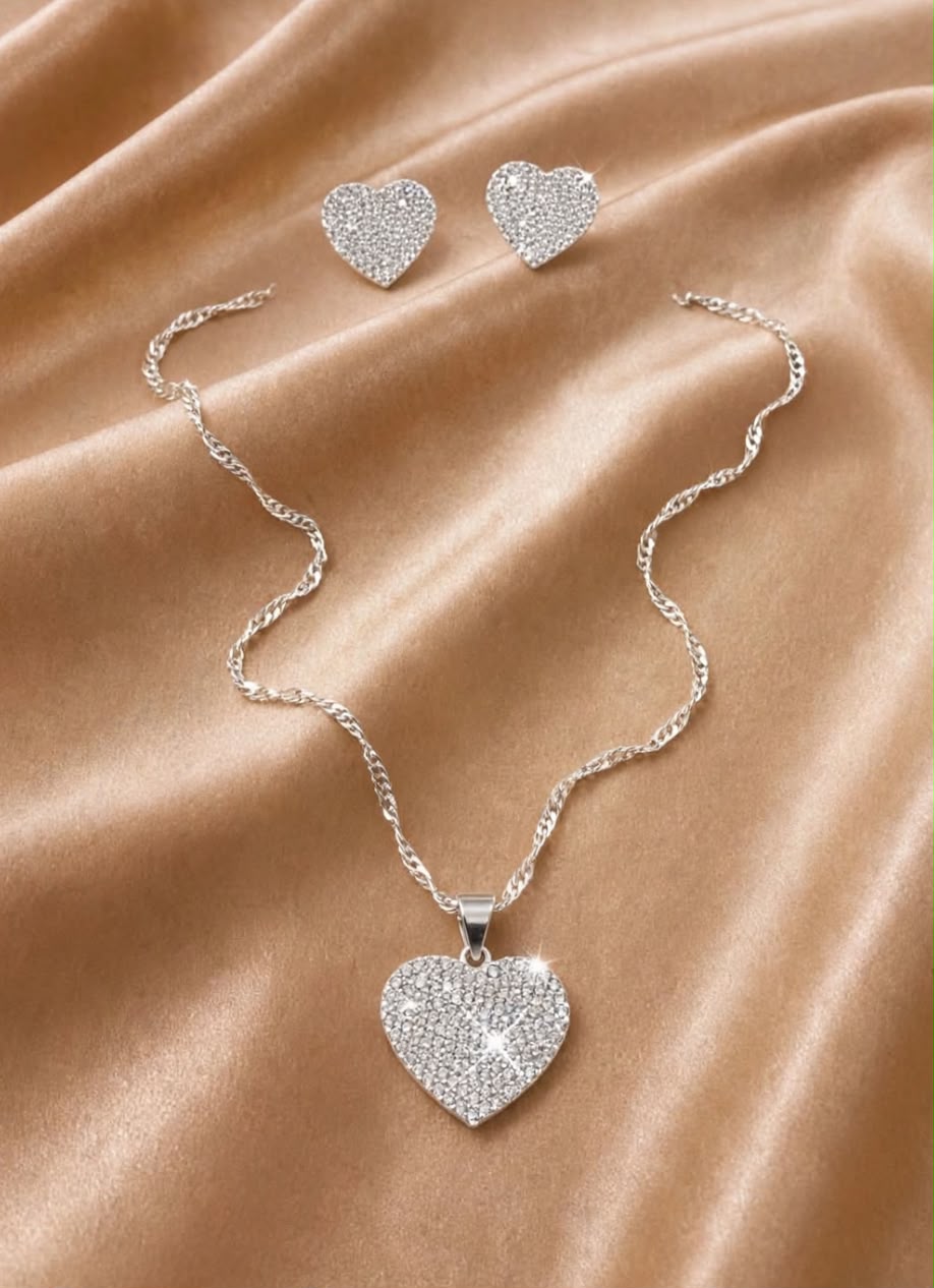 CONJUNTO CORAÇÃO CRAVEJADO