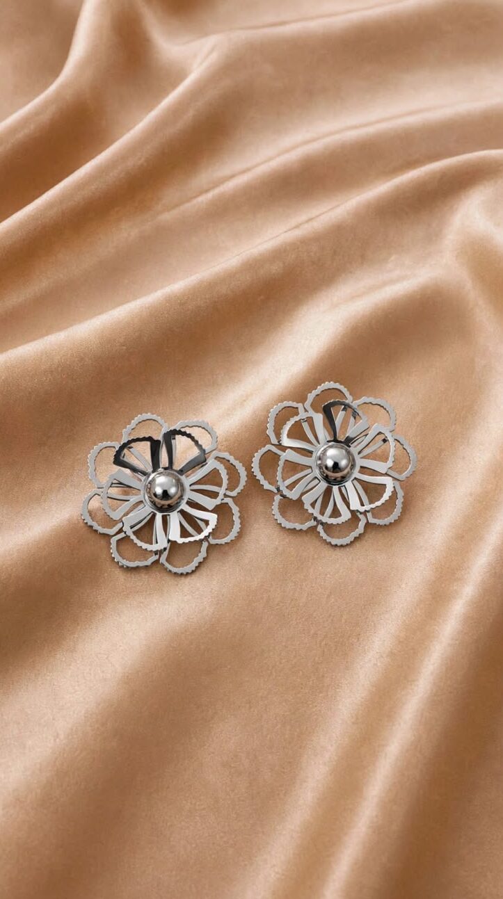 BRINCO FLOR DUPLA PRATA