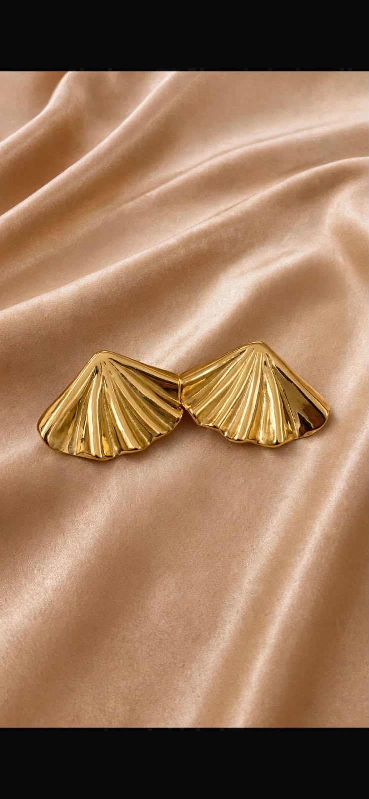BRINCO LEQUE DOURADO